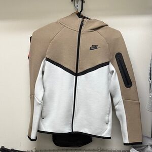 Nike Tan and White Kids Hoodie